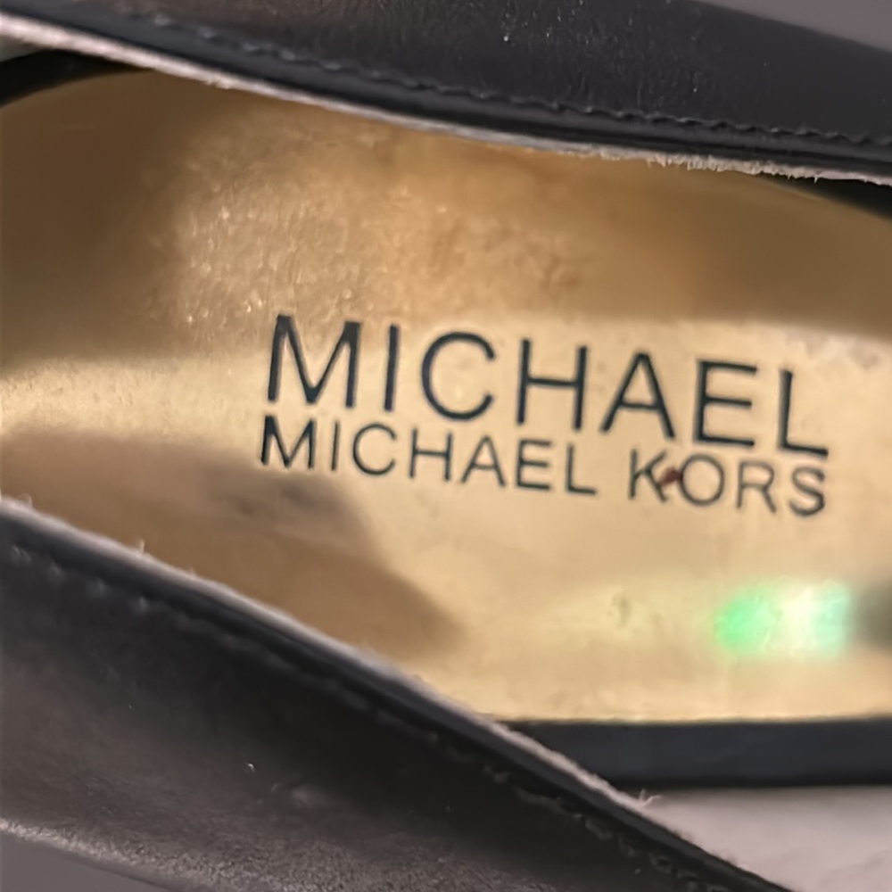 MICHAEL KORS PUMP SHOE SIZE 8 1/2 - Picture 11 of 12